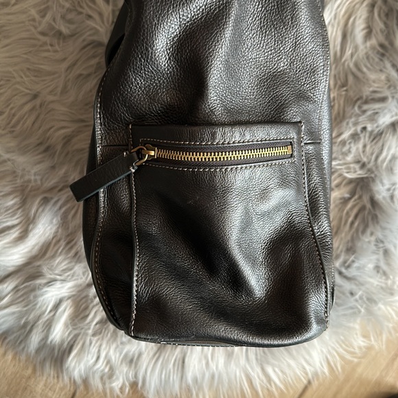 EUC Leather Fossil tote - Picture 6 of 16